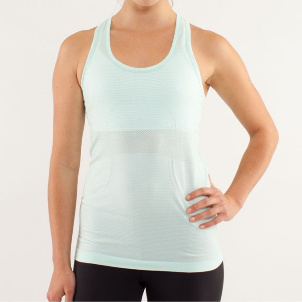 Lululemon Run: Swiftly Tech Racerback
Mint